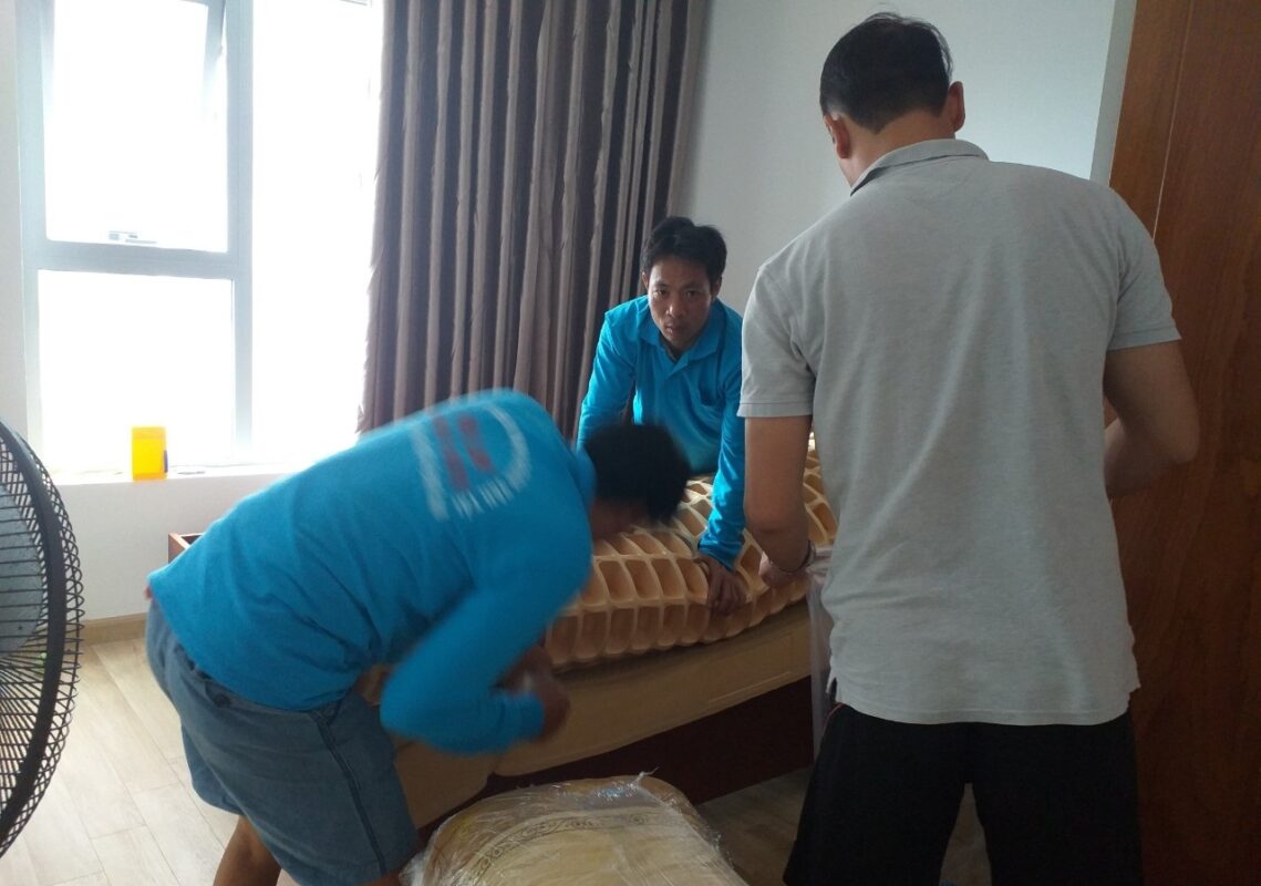 giá dịch vụ chuyển nhà tính theo gì 1