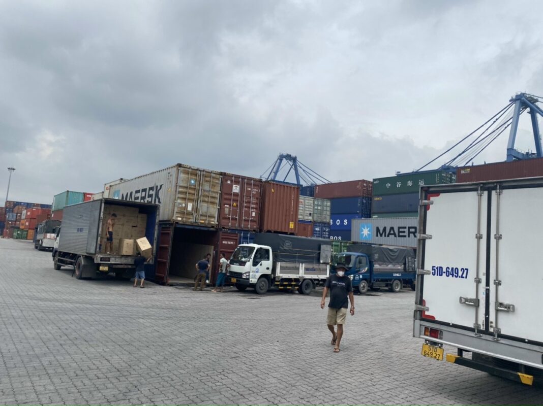 Dịch Vụ Bốc Xếp Container 2