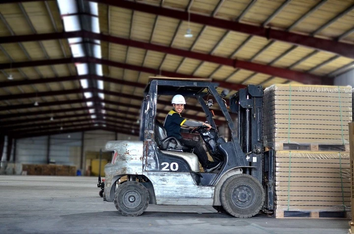 dịch vụ bốc xếp hàng siêu trường