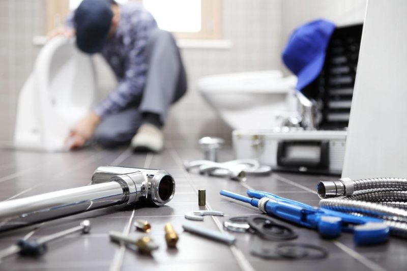 5 Kinh Nghiệm Gọi Thợ Sửa Điện Nước Bạn Nên Biết năm 2025 kinh nghiệm gọi thợ sửa điện